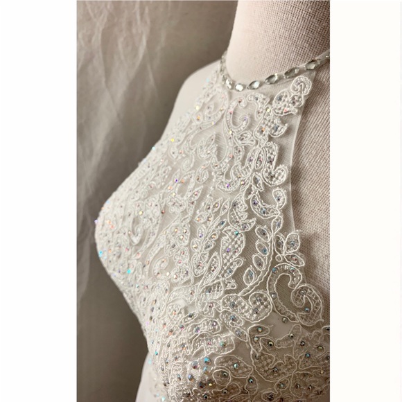 SOLD NWT JVN Jovani White Chiffon Lace Gown* - Picture 9 of 11